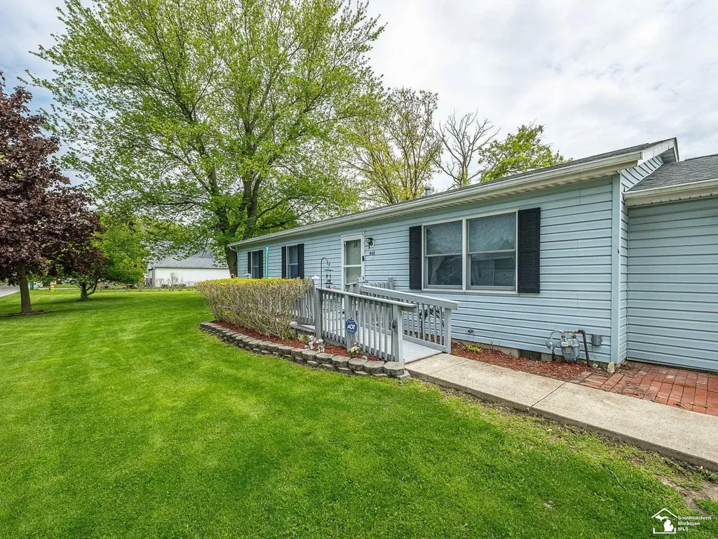 4972 Elm Street Frenchtown Township MI 48166