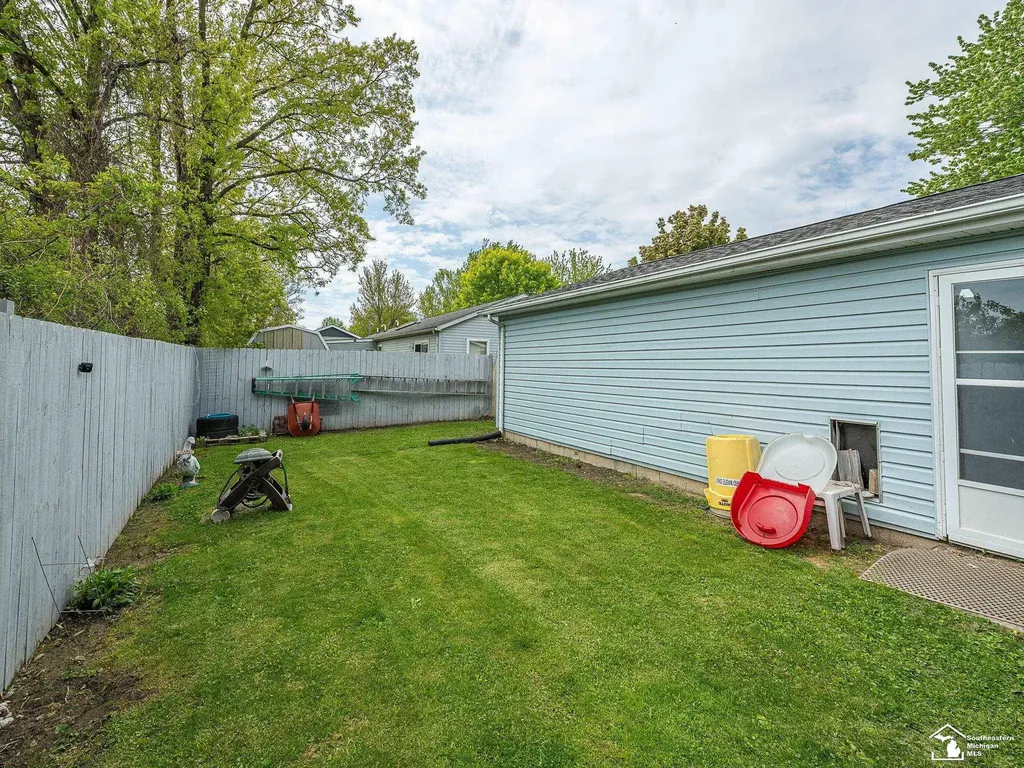 4972 Elm Street Frenchtown Township MI 48166