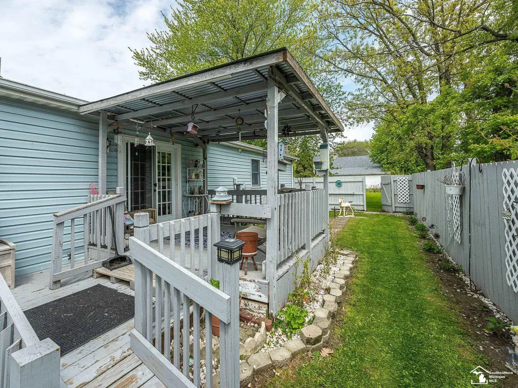 4972 Elm Street Frenchtown Township MI 48166