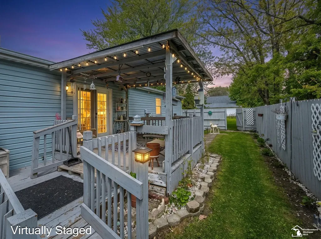 4972 Elm Street Frenchtown Township MI 48166
