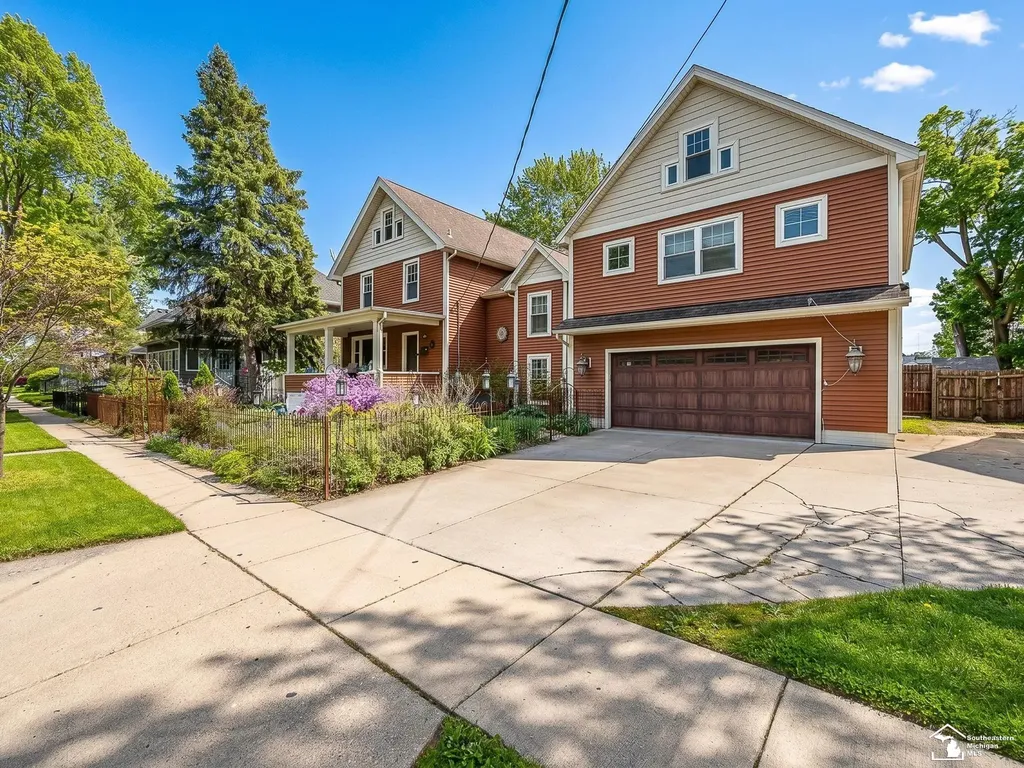 404 E Elm Avenue Monroe City MI 48162