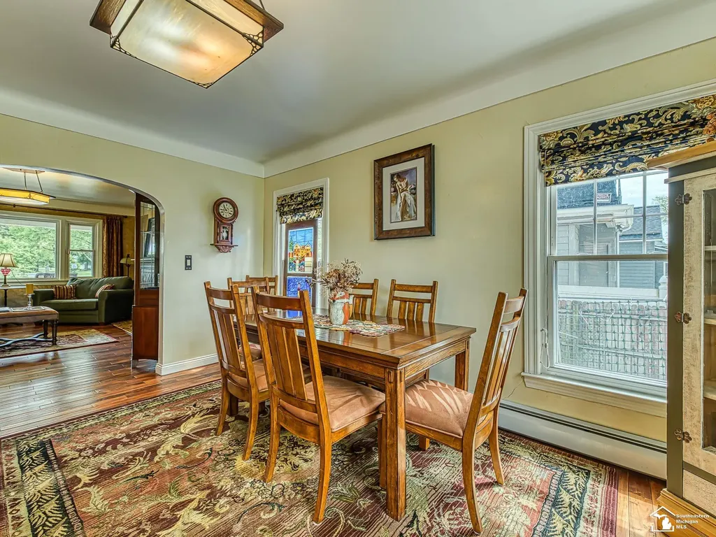 404 E Elm Avenue Monroe City MI 48162