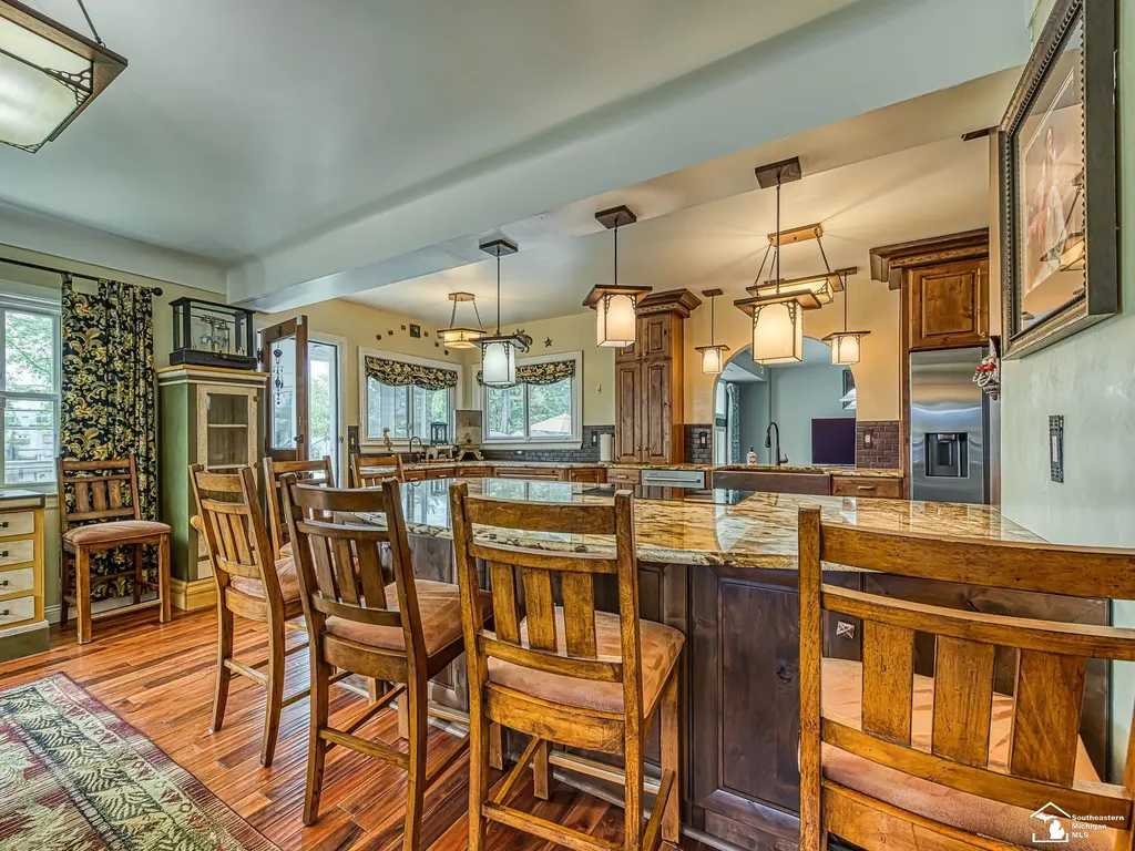 404 E Elm Avenue Monroe City MI 48162