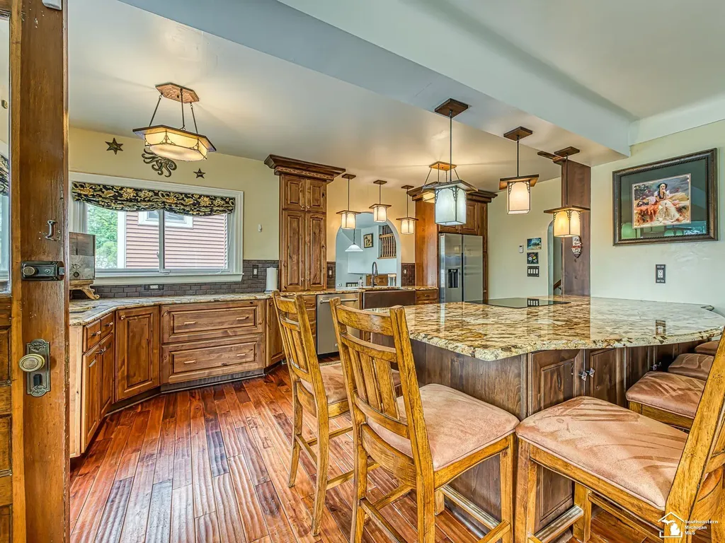 404 E Elm Avenue Monroe City MI 48162