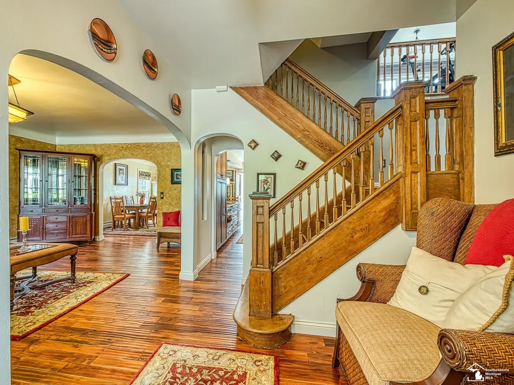 404 E Elm Avenue Monroe City MI 48162