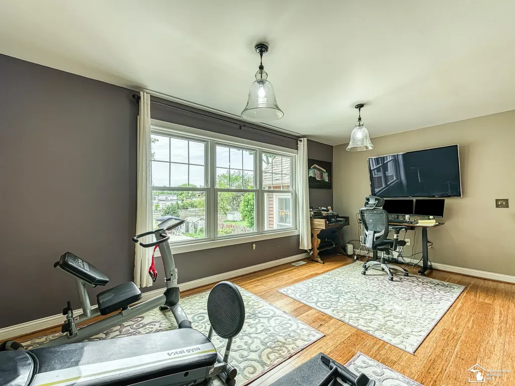 404 E Elm Avenue Monroe City MI 48162