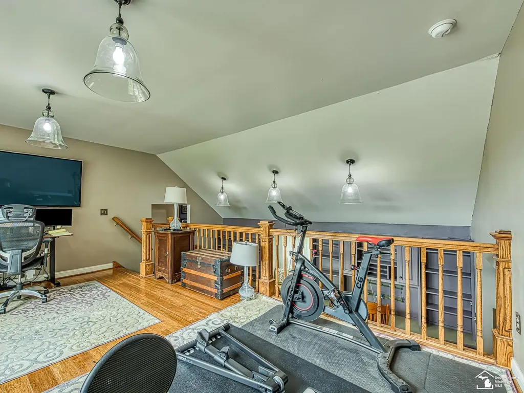 404 E Elm Avenue Monroe City MI 48162