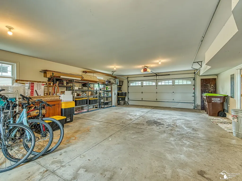 404 E Elm Avenue Monroe City MI 48162