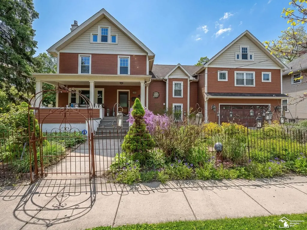 404 E Elm Avenue Monroe City MI 48162
