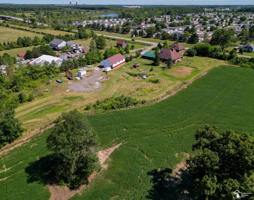 1827 Newport Road Ash Township MI 48166