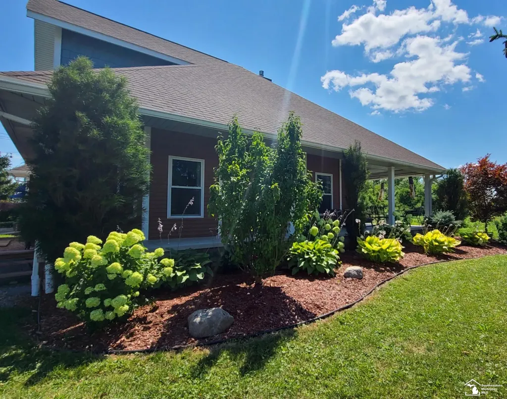 1827 Newport Road Ash Township MI 48166