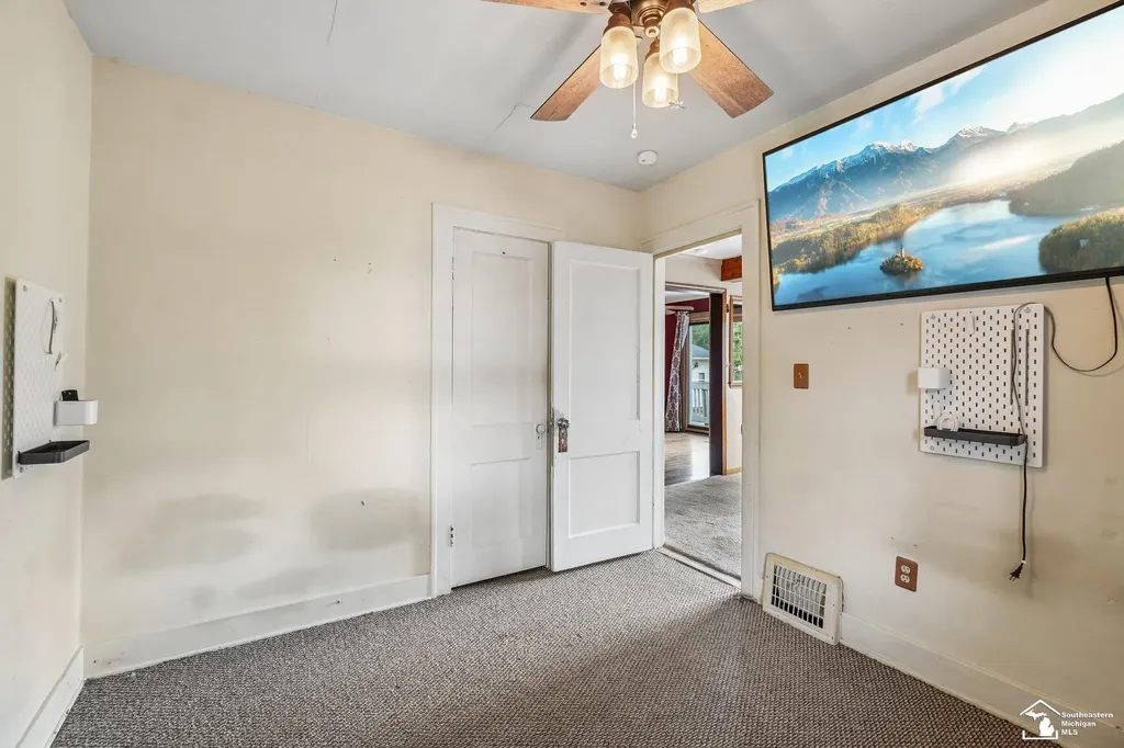 13752 Laplaisance Road Monroe Charter Township MI 48161