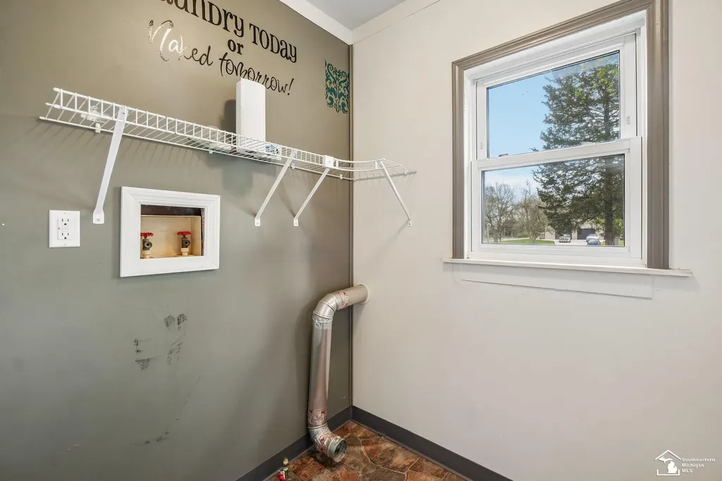 13752 Laplaisance Road Monroe Charter Township MI 48161
