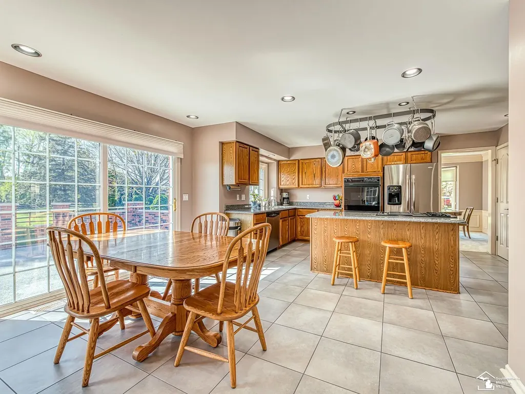 839 Kings Park Road Monroe Charter Township MI 48161