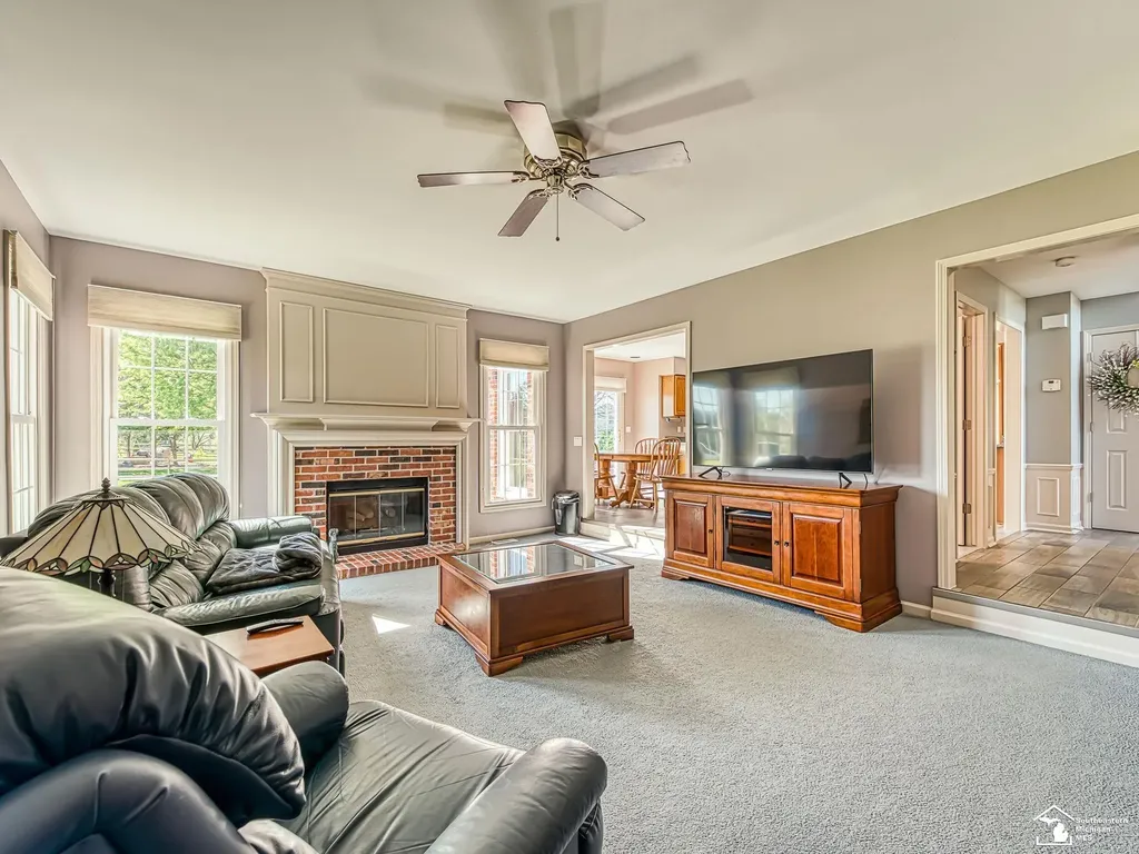 839 Kings Park Road Monroe Charter Township MI 48161