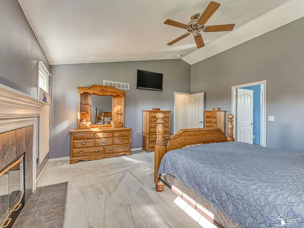 839 Kings Park Road Monroe Charter Township MI 48161