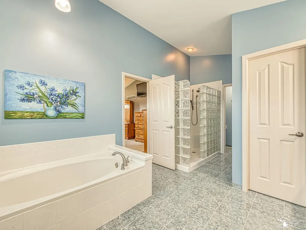 839 Kings Park Road Monroe Charter Township MI 48161