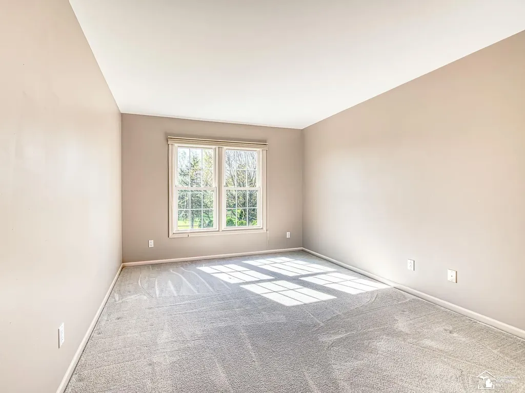 839 Kings Park Road Monroe Charter Township MI 48161