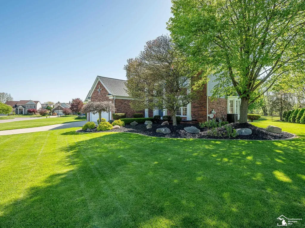 839 Kings Park Road Monroe Charter Township MI 48161