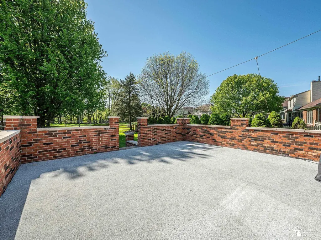 839 Kings Park Road Monroe Charter Township MI 48161