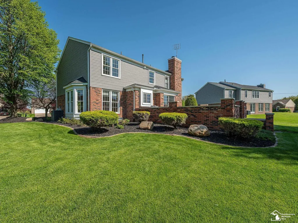 839 Kings Park Road Monroe Charter Township MI 48161