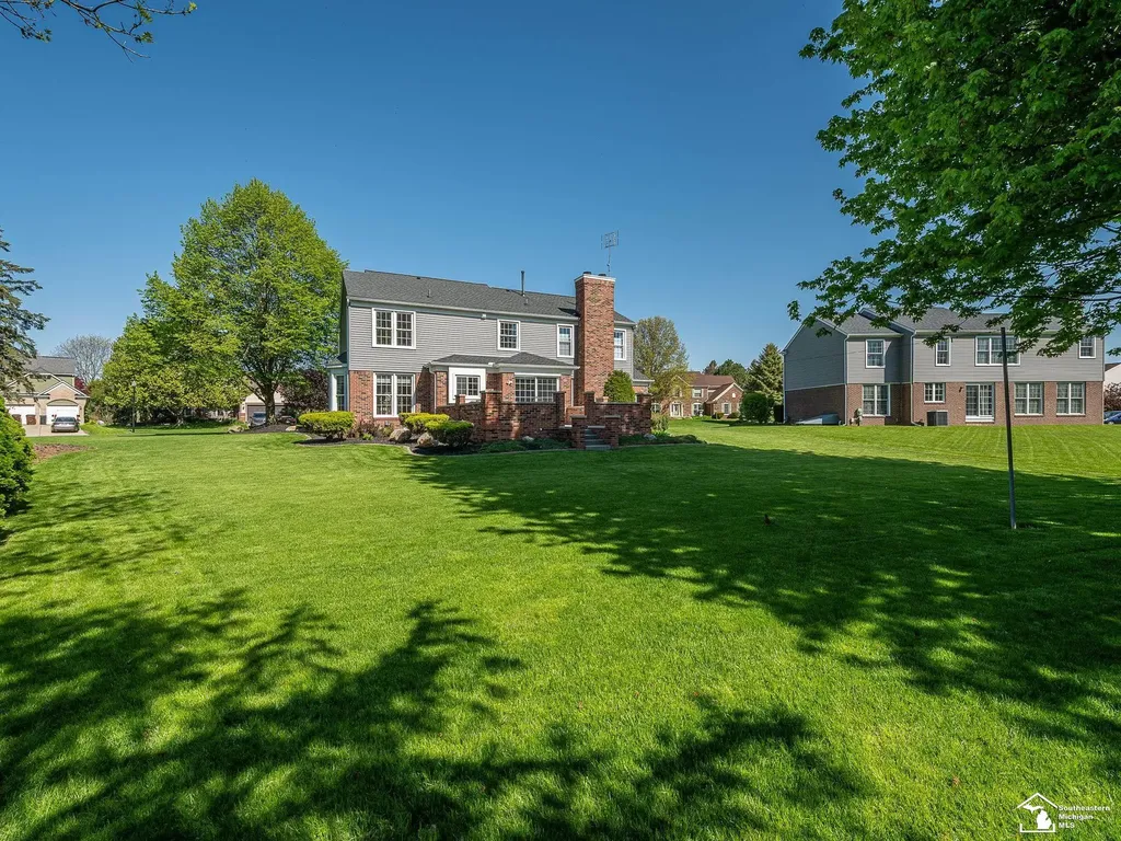 839 Kings Park Road Monroe Charter Township MI 48161