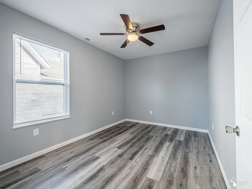 403 E Monroe Street Dundee Township MI 48131
