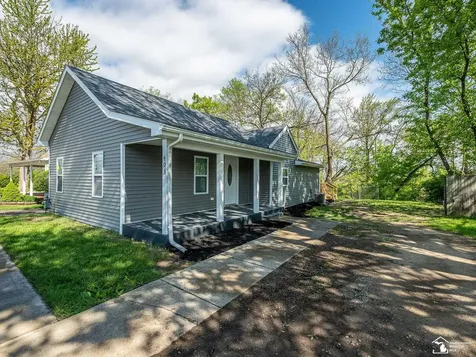 403 E Monroe Street Dundee Township MI 48131