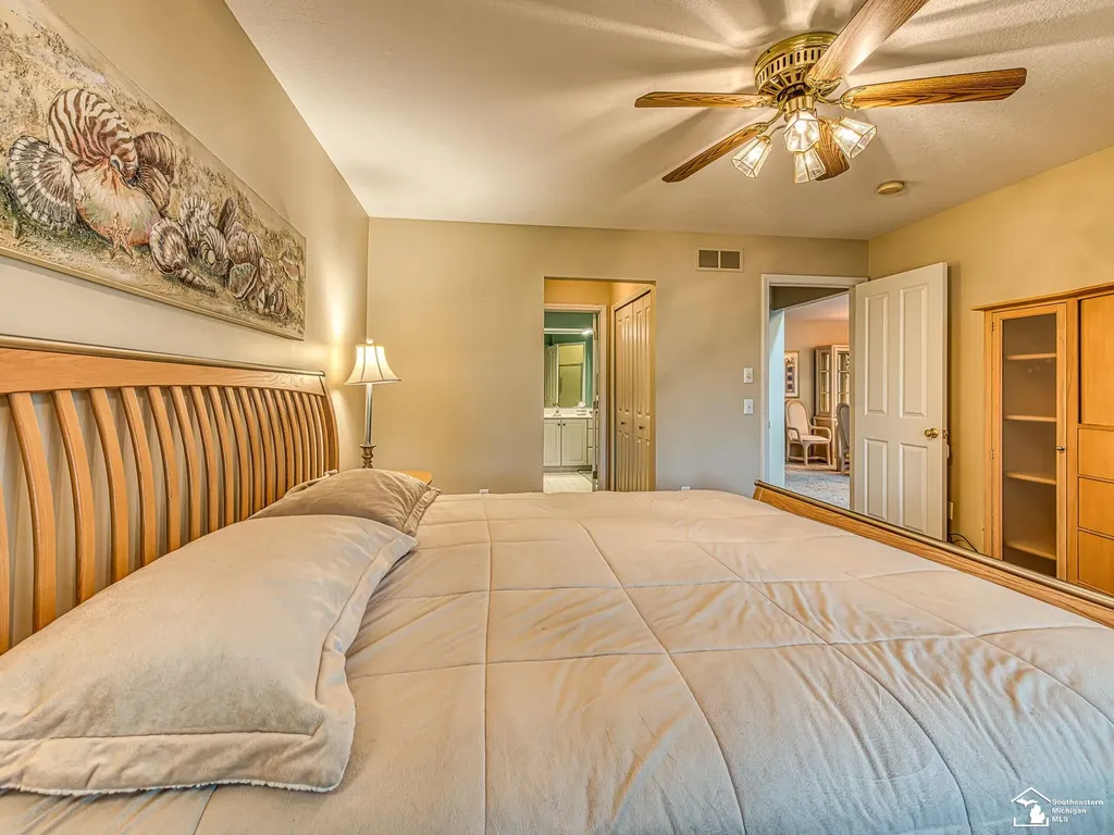 604 Meadowlands Court Monroe Charter Township MI 48161