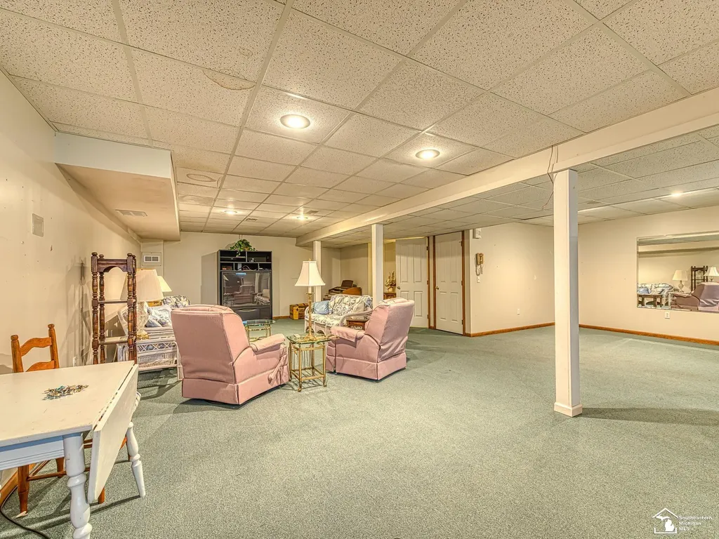 604 Meadowlands Court Monroe Charter Township MI 48161
