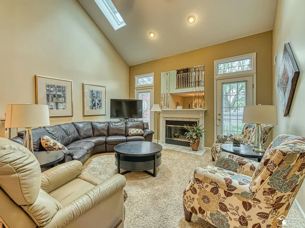 604 Meadowlands Court Monroe Charter Township MI 48161