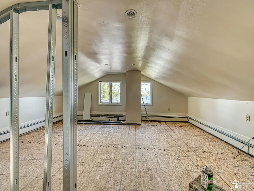 12050 Elmdale Drive Freedom Township MI 48158
