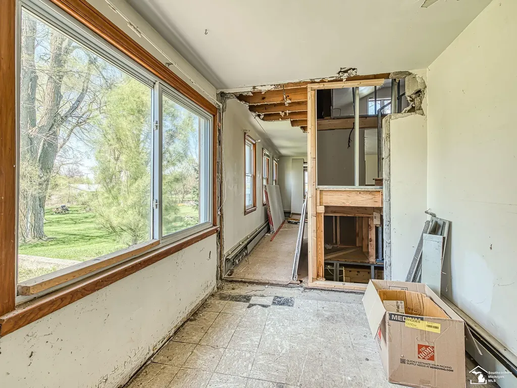 12050 Elmdale Drive Freedom Township MI 48158