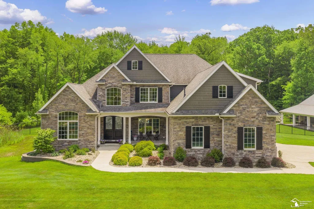 1501 W Dean Road Bedford Township MI 48182