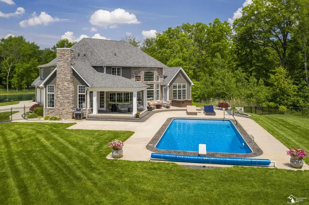 1501 W Dean Road Bedford Township MI 48182