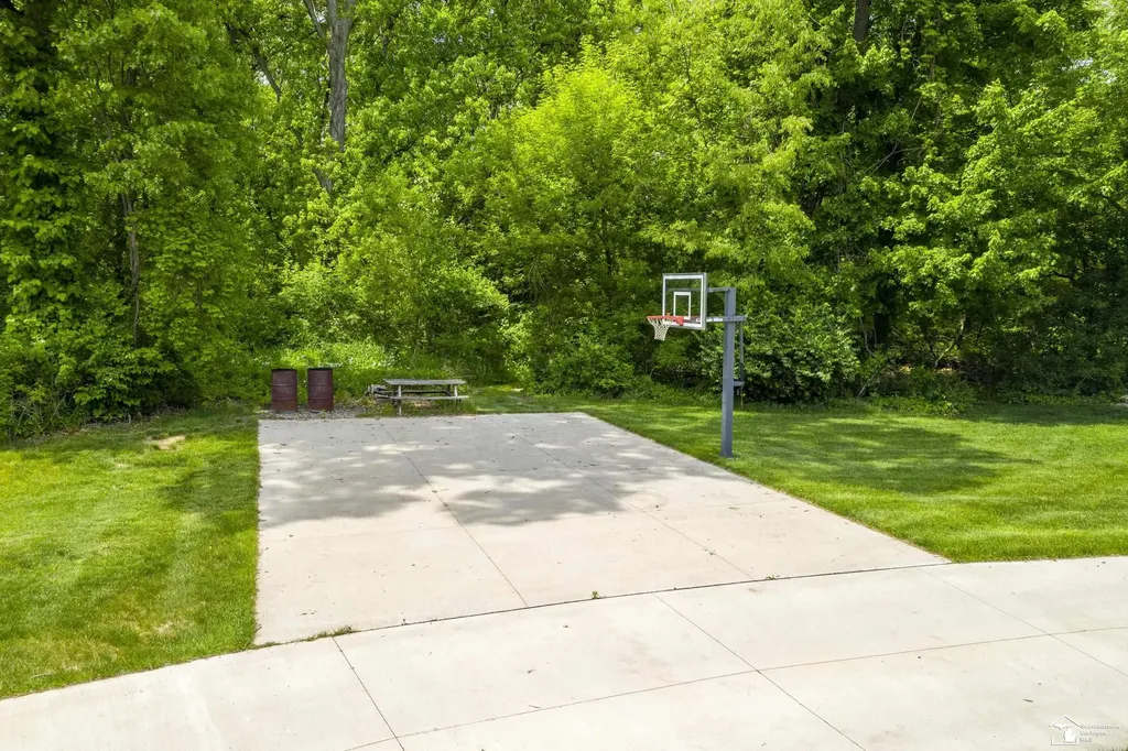1501 W Dean Road Bedford Township MI 48182