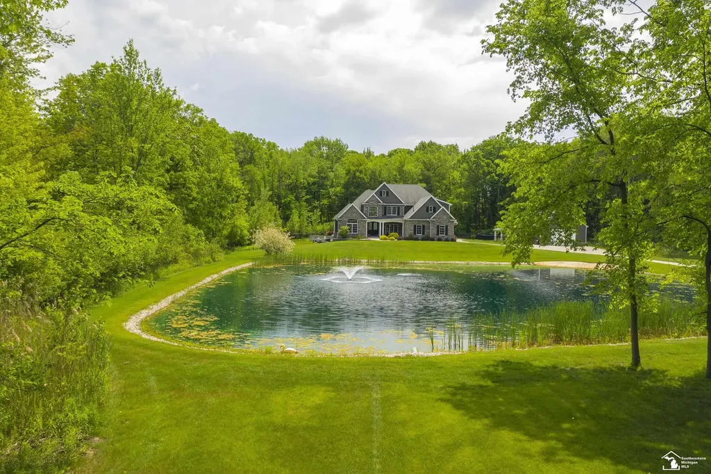 1501 W Dean Road Bedford Township MI 48182