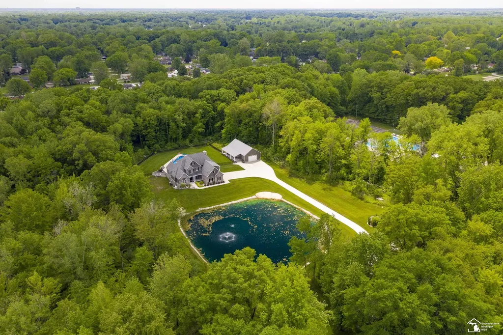 1501 W Dean Road Bedford Township MI 48182