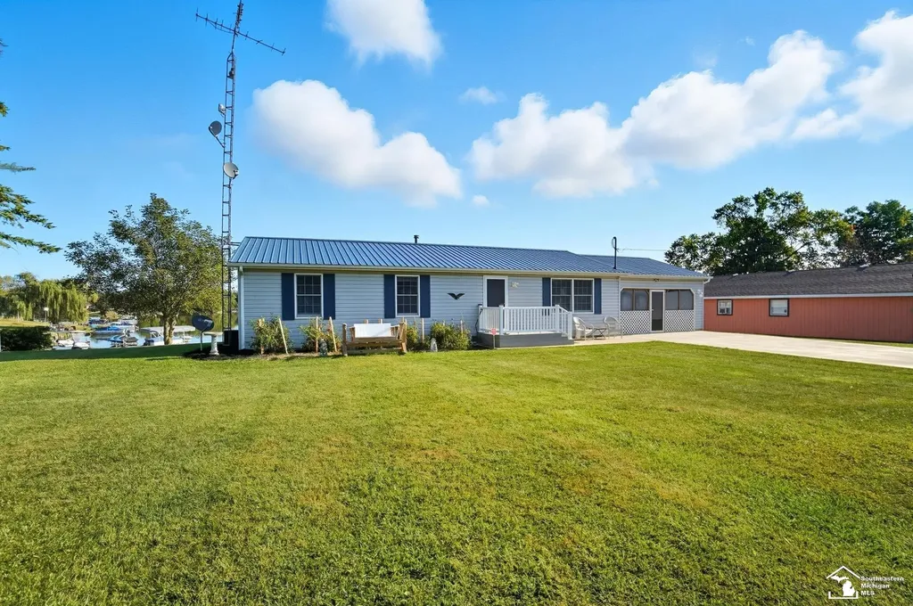 14667 Roberts Court Amboy Township MI 49232