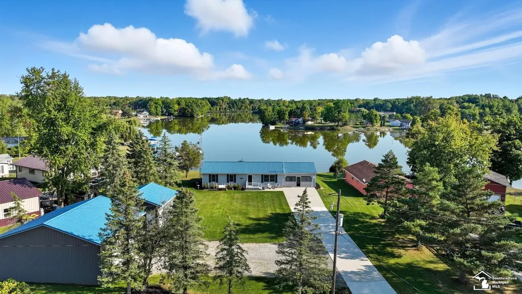 14667 Roberts Court Amboy Township MI 49232