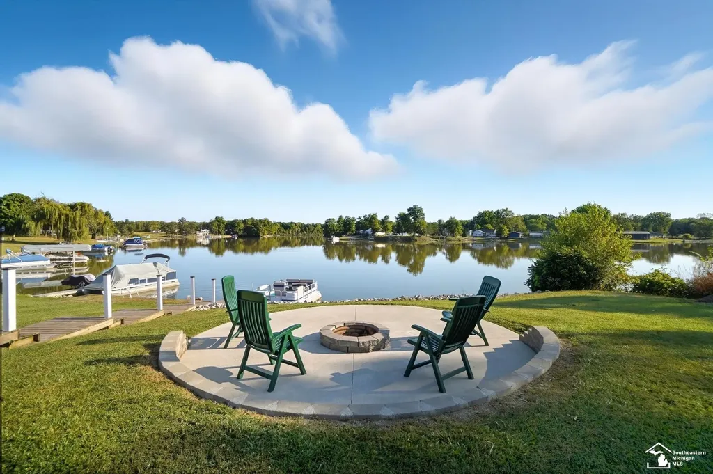 14667 Roberts Court Amboy Township MI 49232