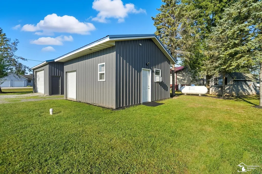 14667 Roberts Court Amboy Township MI 49232
