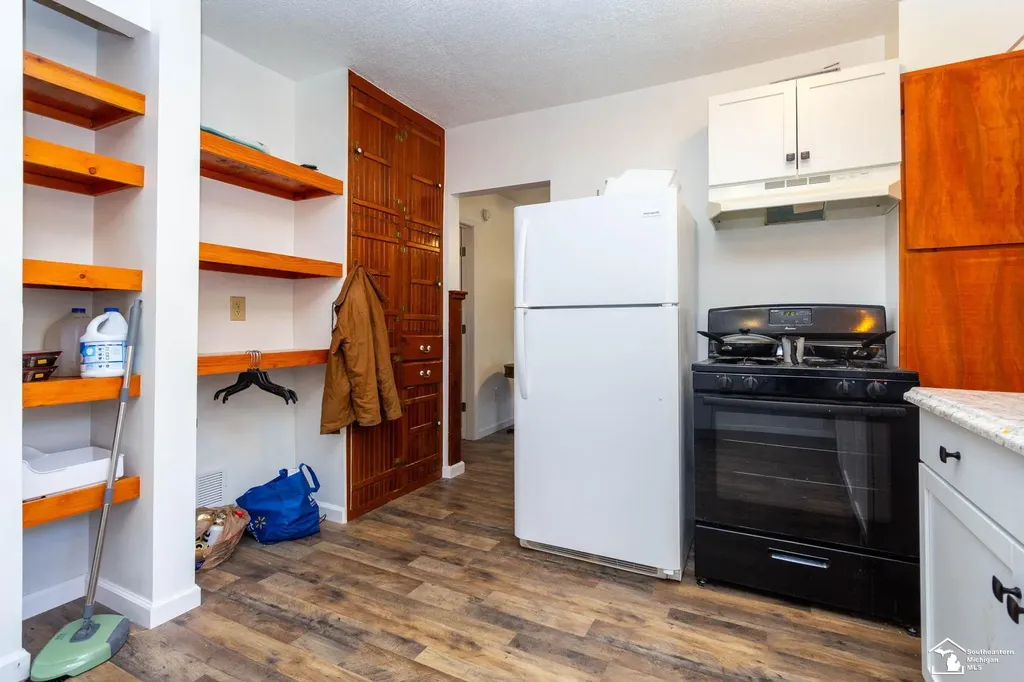 4124 4th Street Frenchtown Township MI 48166