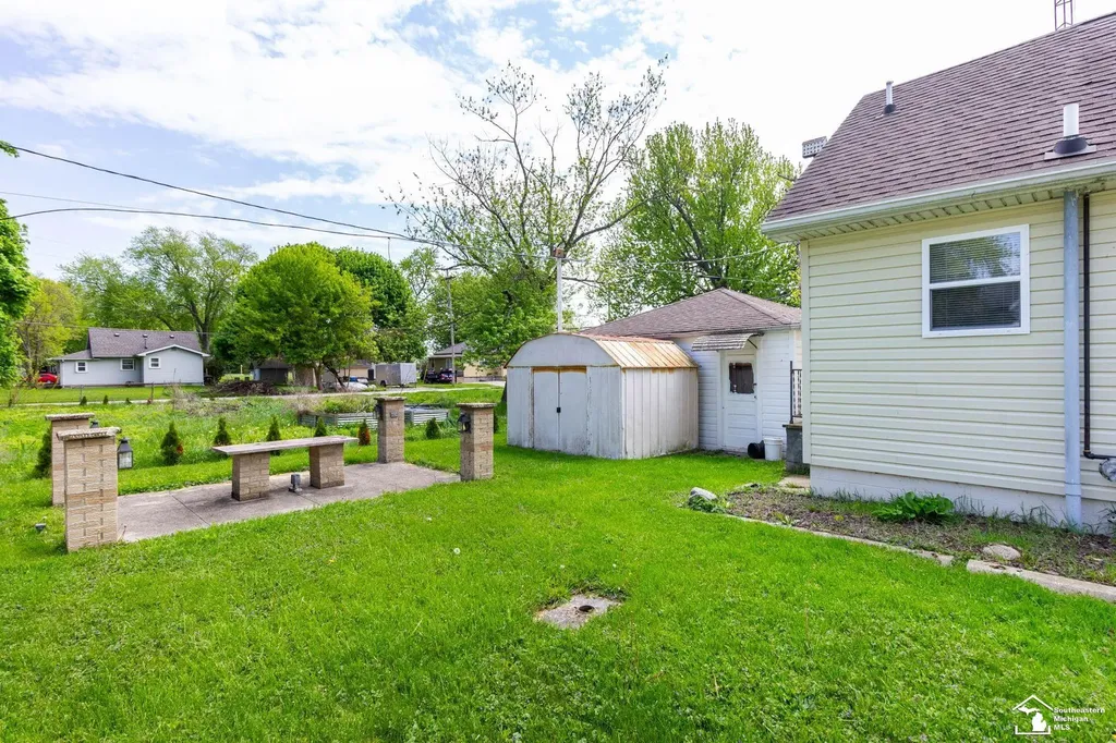 4124 4th Street Frenchtown Township MI 48166