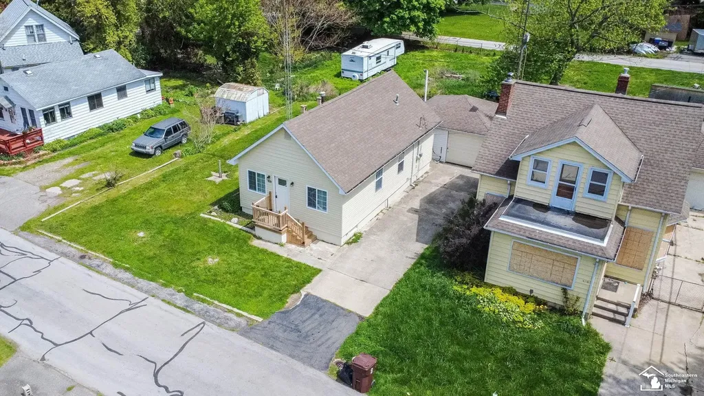 4124 4th Street Frenchtown Township MI 48166