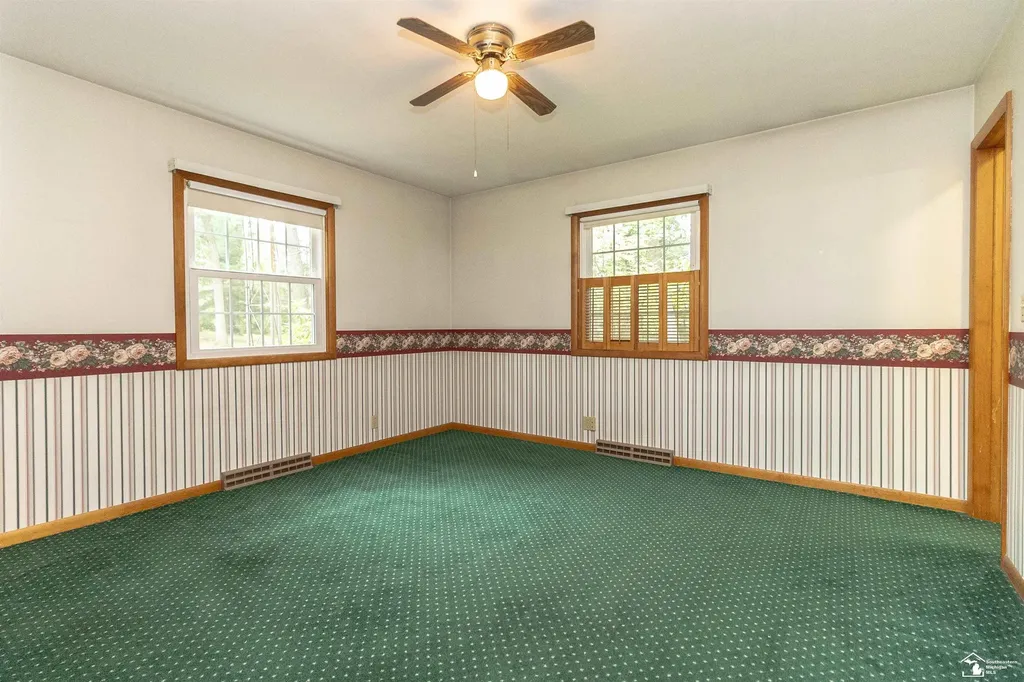 2600 Meanwell Road Petersburg City MI 49270