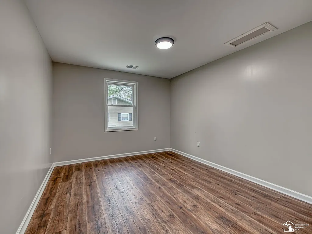 3019 8th Street Frenchtown Township MI 48162