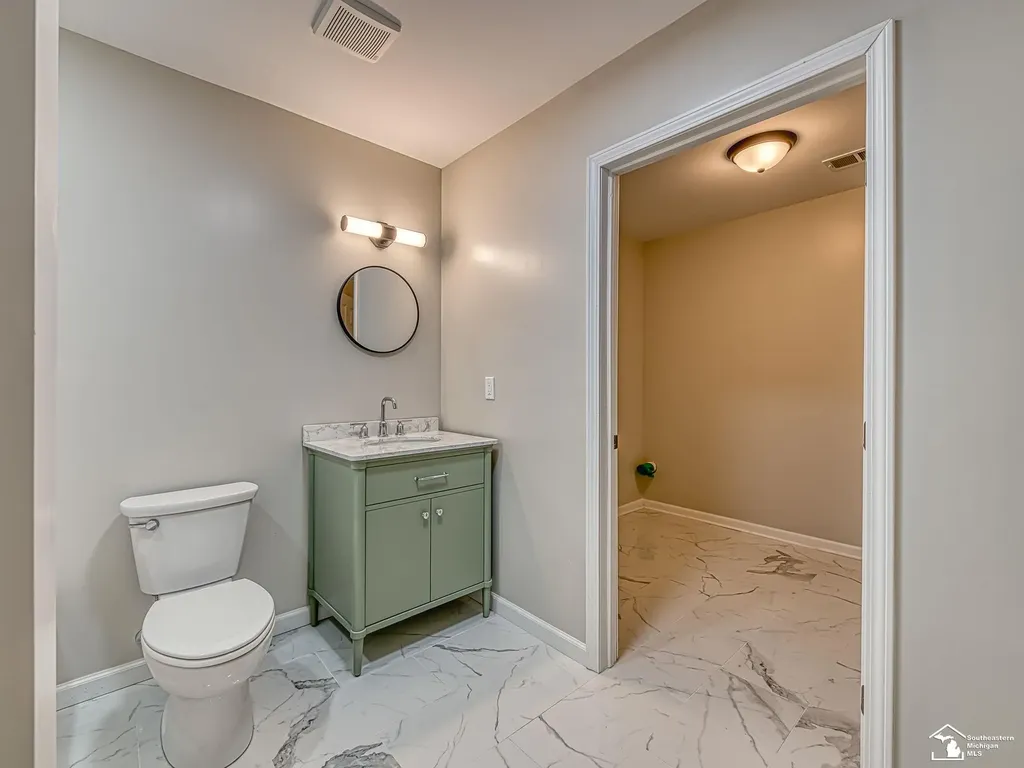 3019 8th Street Frenchtown Township MI 48162