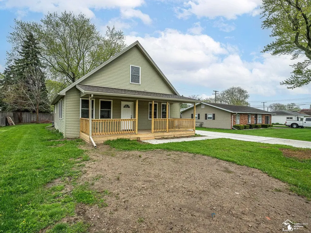 3019 8th Street Frenchtown Township MI 48162