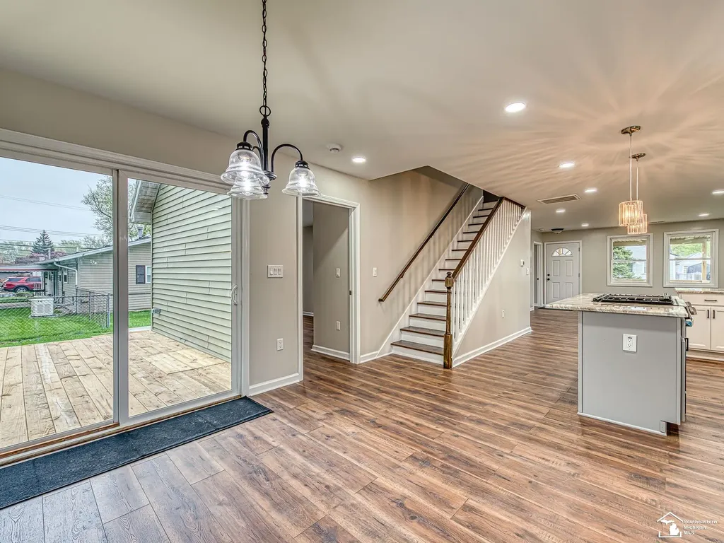 3019 8th Street Frenchtown Township MI 48162